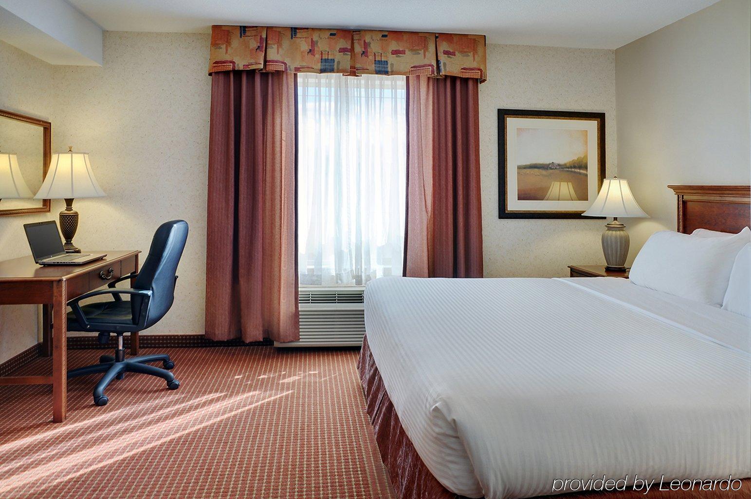 Coast Grimshaw Hotel & Suites Ngoại thất bức ảnh